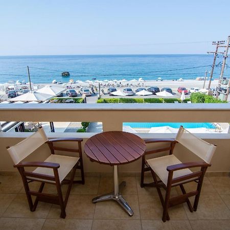 Hotel Casa Laios à Paralia Chiliadou Extérieur photo