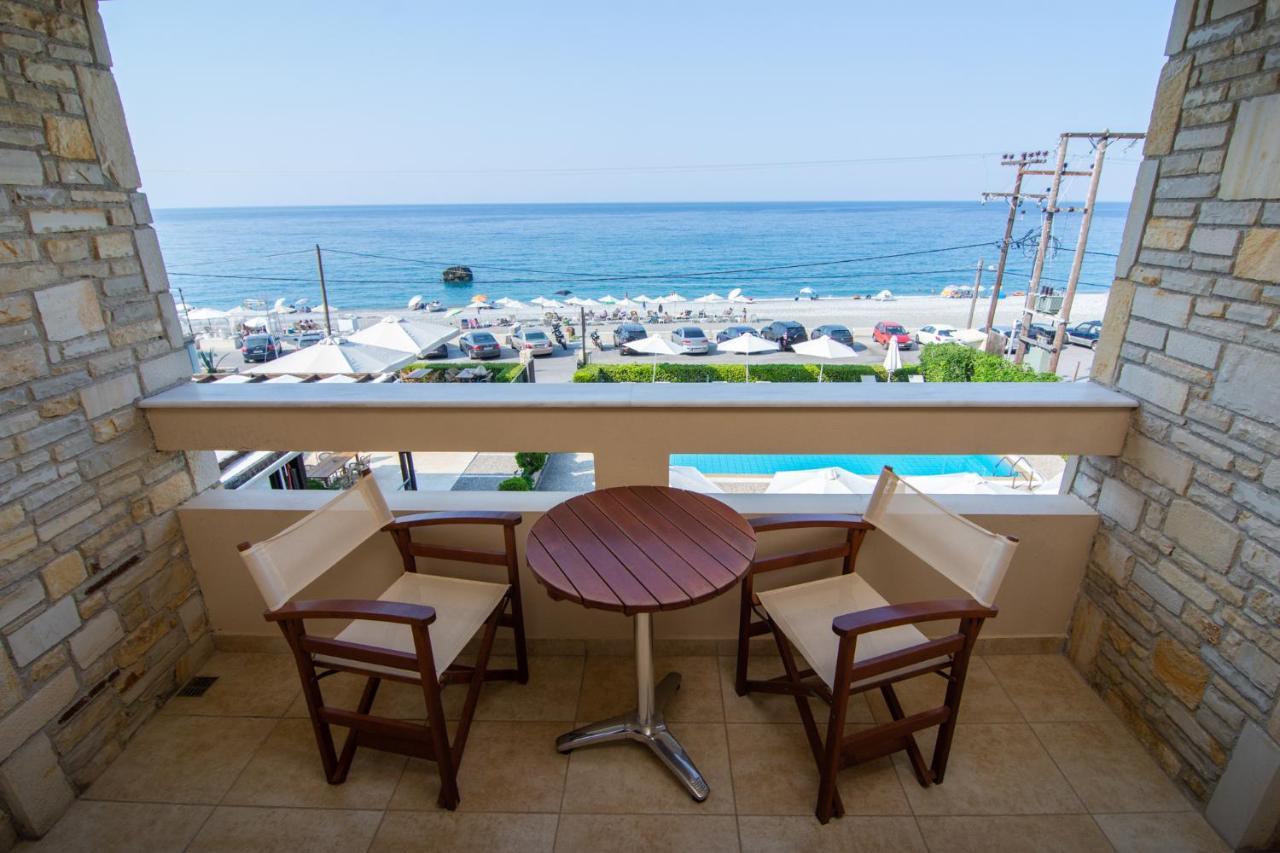 Hotel Casa Laios à Paralia Chiliadou Extérieur photo
